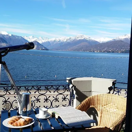 Maria 2, Lakefront Art On Maggiore *