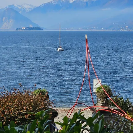 Daire Maria 2, Lakefront Art On Maggiore